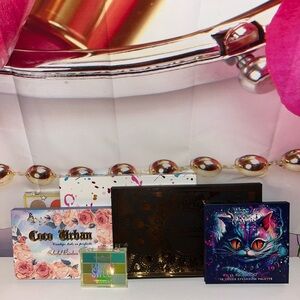 Eye Shadow Pallet Bundle, NEW.